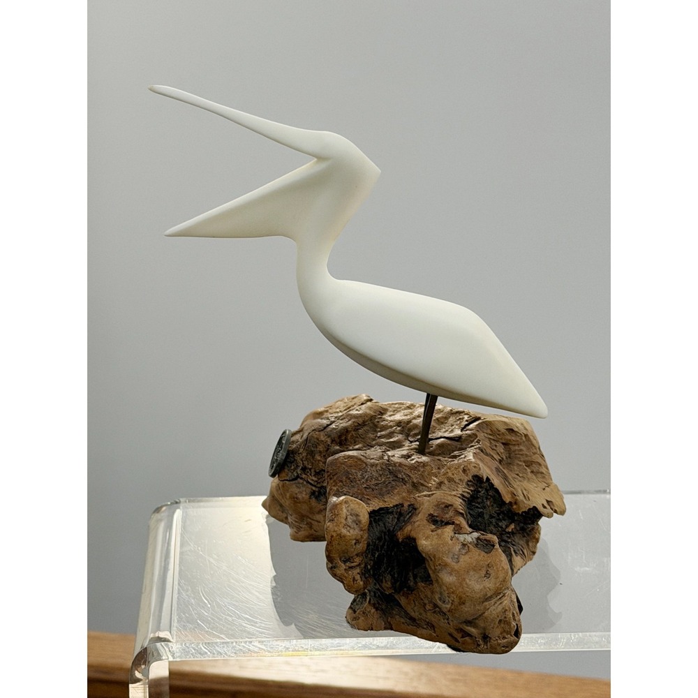 John Perry Pelican Sculpture Figurine Bird Statue Burl Wood Nautical Décor Beach - Picture 4 of 8